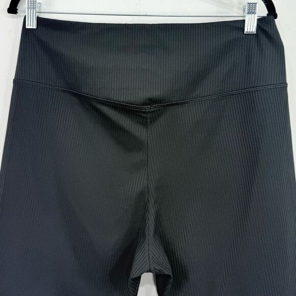 Girlfriend Collective Charcoal Gray Ribbed Biker Stretch Athletic Workout Shorts - Picture 6 of 14